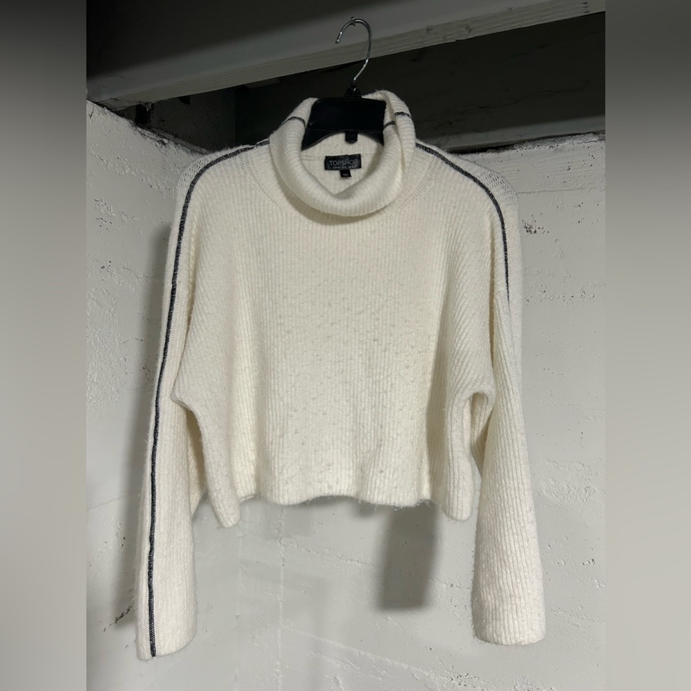 TOPSHOP White Sweater
